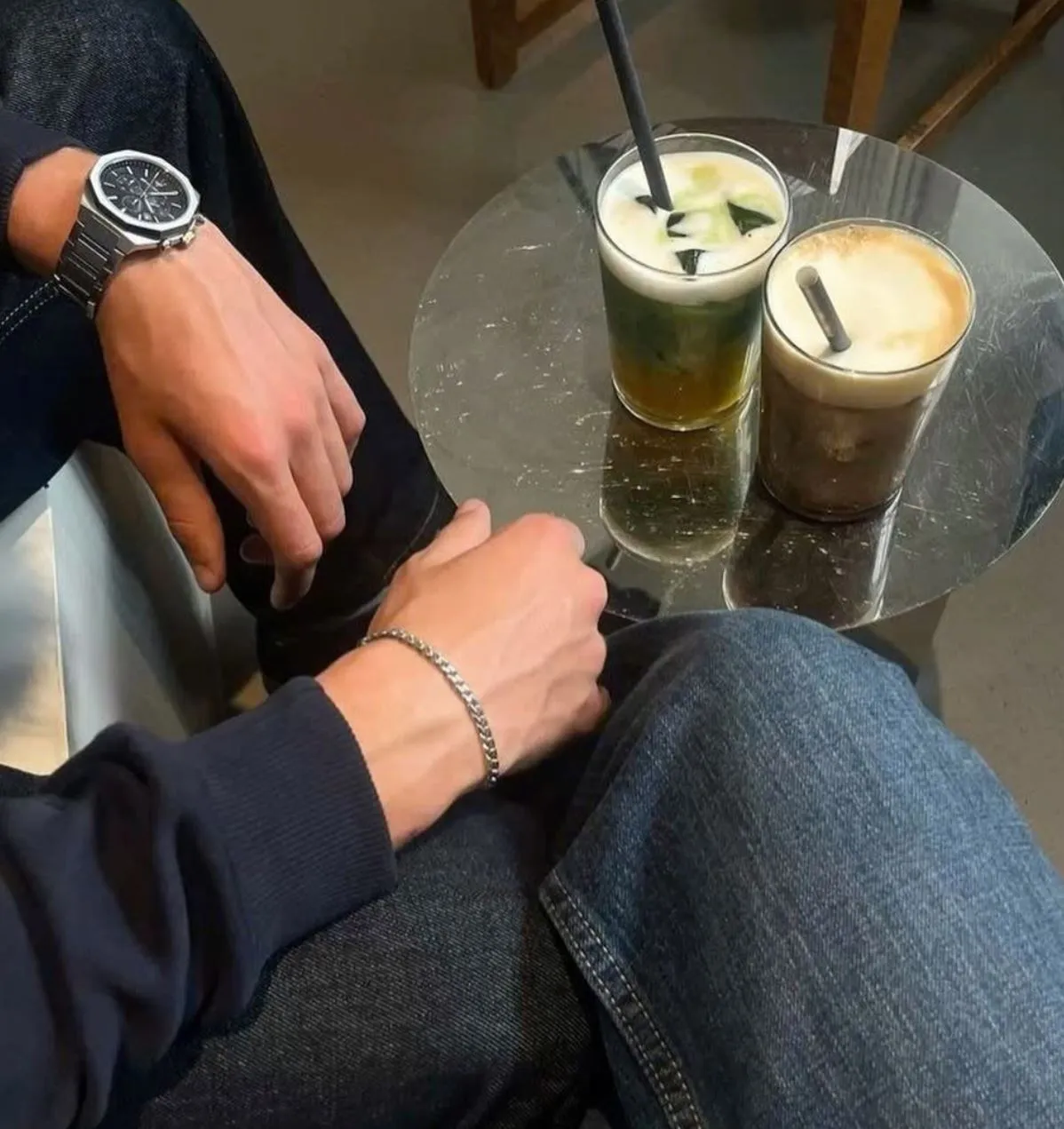 Coffee date moment